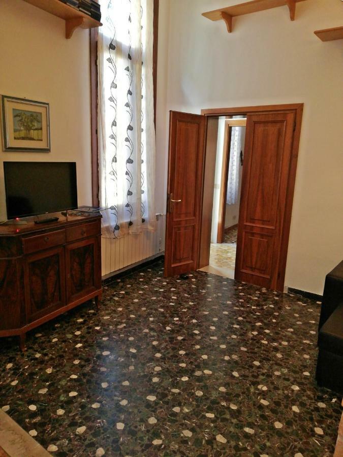 Balcone Sul Canale Venice Luaran gambar