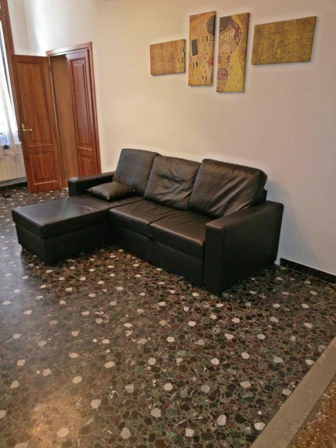 Balcone Sul Canale Venice Luaran gambar